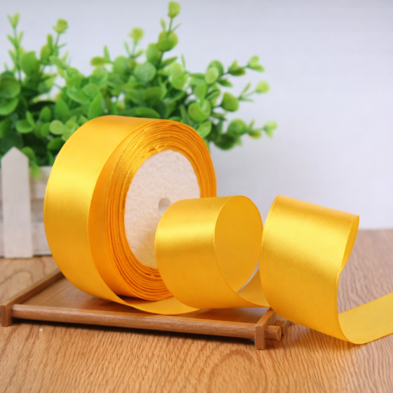 Satenska traka žuto-zlatna 25mm